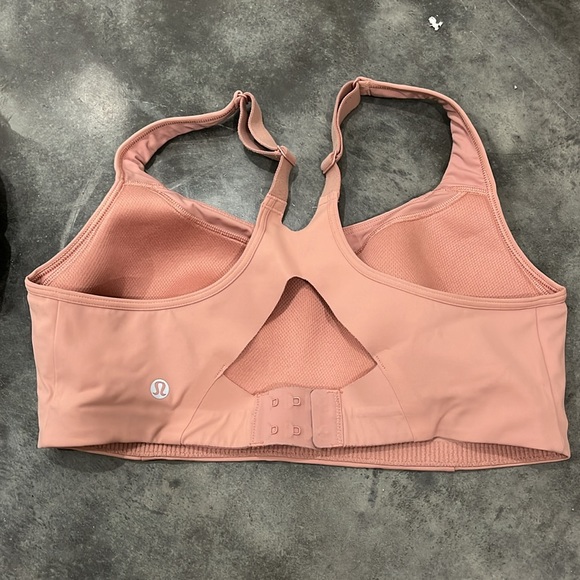 NWOT Lululemon 36C All Powered Up Bra - Picture 2 of 5